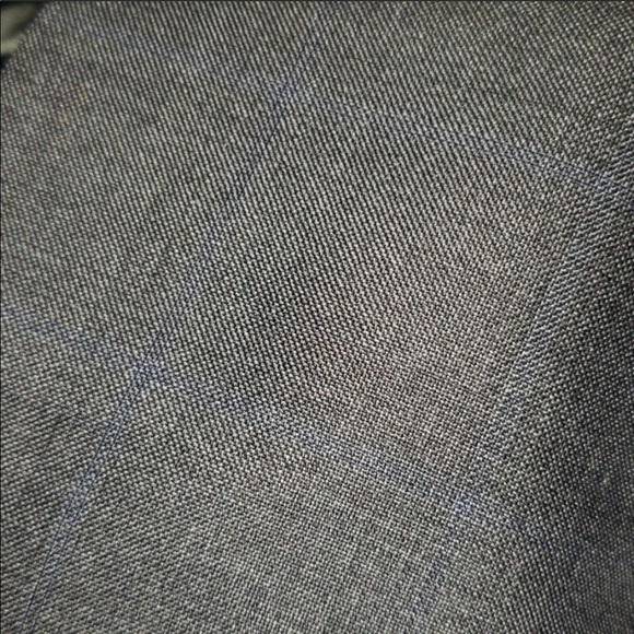 Calvin Klein 2 Piece Suit 42R (Slim Fit) - Picture 5 of 6